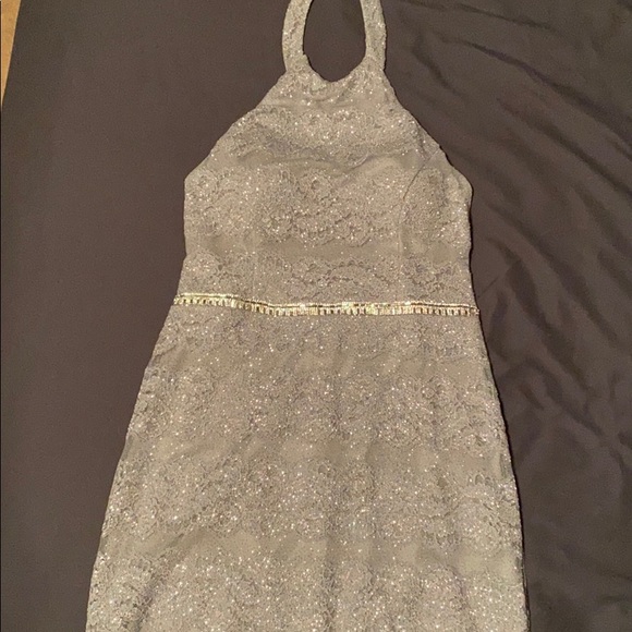 Glitzy, formal Dress - Picture 1 of 4